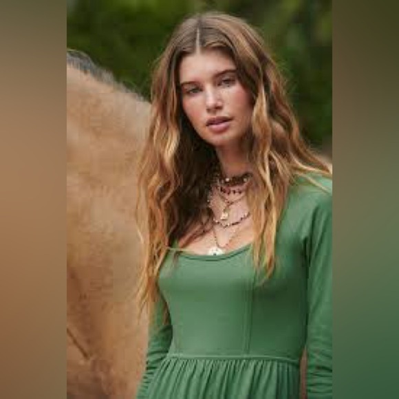 Free people beach Sylvie green Maxi dress - Picture 3 of 3